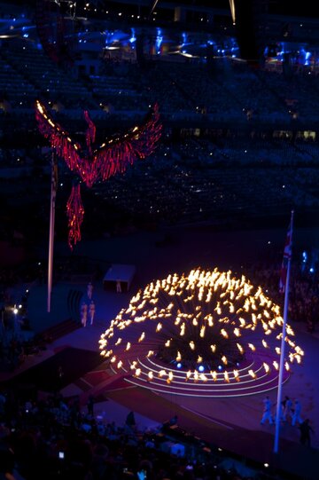 Церемония закрытия летних XXX Олимпийских игр (London 2012 Olympic Closing Ceremony: A Symphony of British Music)