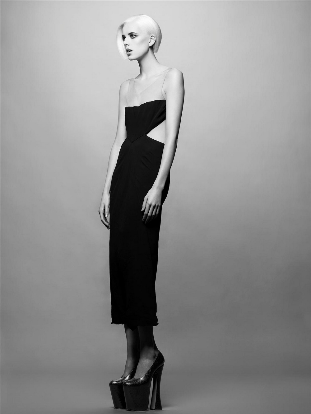 kinopoisk.ru-Agyness-Deyn-1214909.jpg
