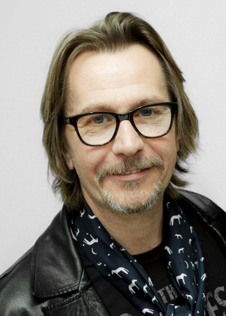 kinopoisk.ru-Gary-Oldman-2088220.jpg