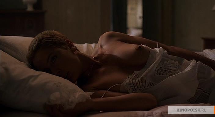 hot-women-young-boys-movies-having