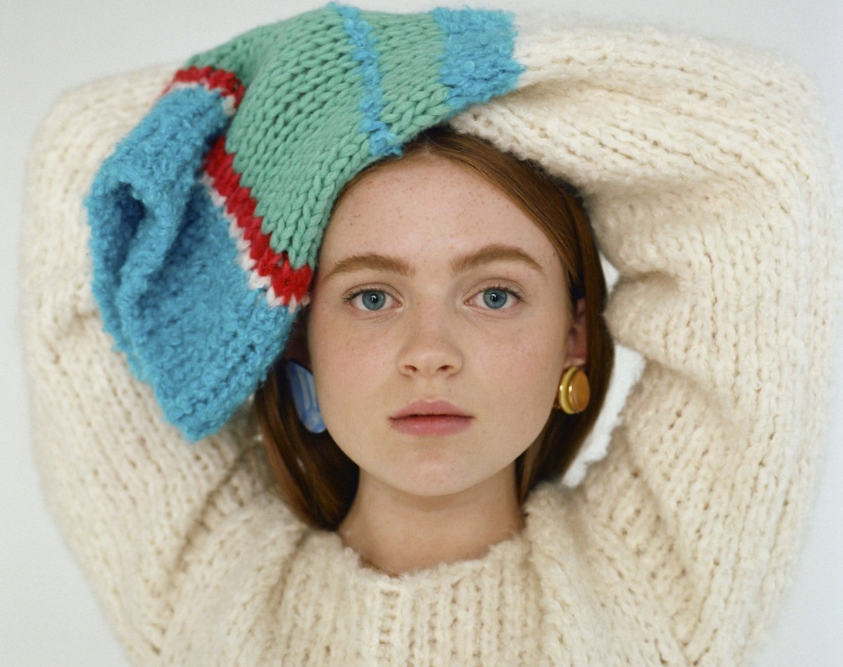 https://st.kp.yandex.net/im/kadr/3/0/6/kinopoisk.ru-Sadie-Sink-3065049.jpg