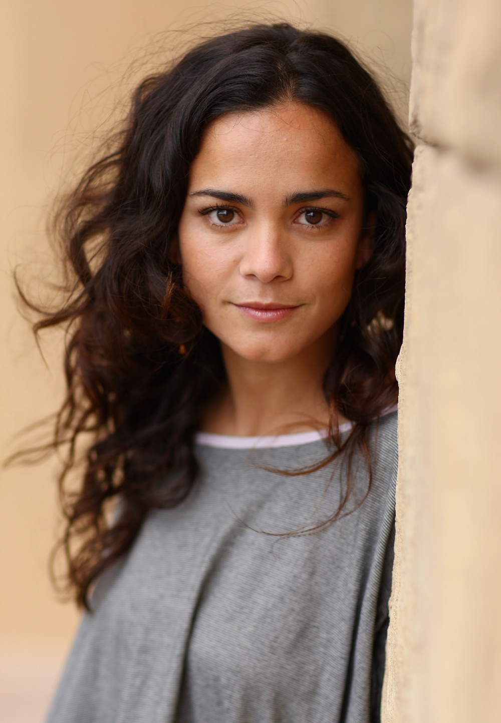 Алиси брага. Alice Braga. Элис Брага актриса. Алиси Брага фото. Алиси Брага Максим.