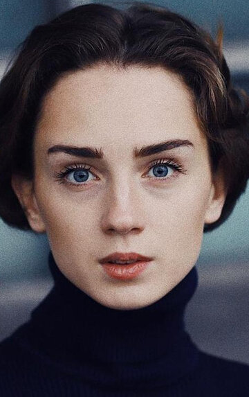 Анна Котова
