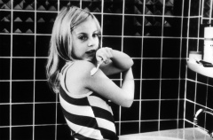 Алиса в городах