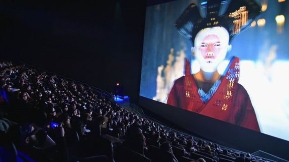 IMAX будет показывать больше двухмерных фильмов